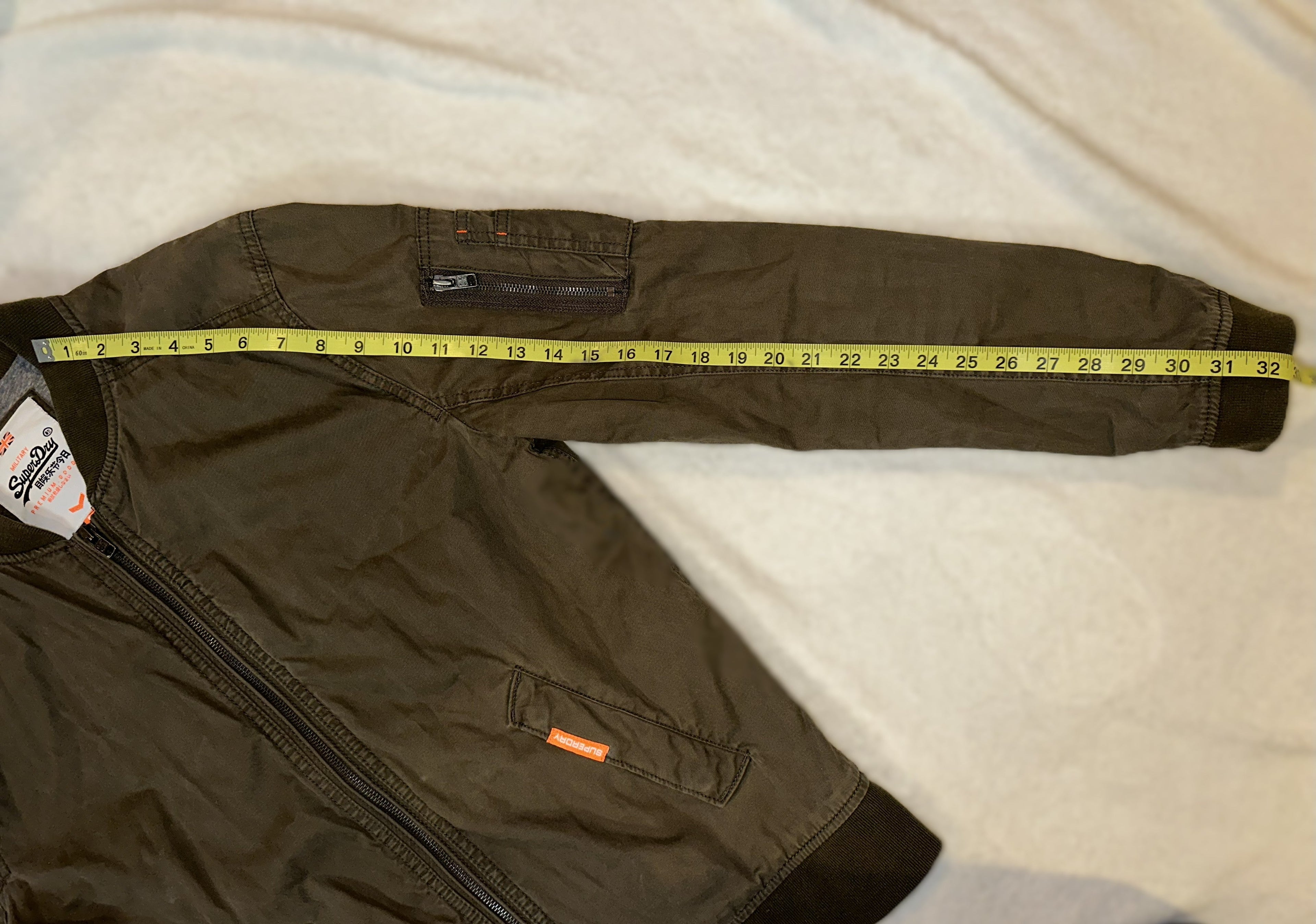 Superdry “The Rookie” Military-Style Jacket – Olive Green – Men’s Large – Graphic Interior Lining